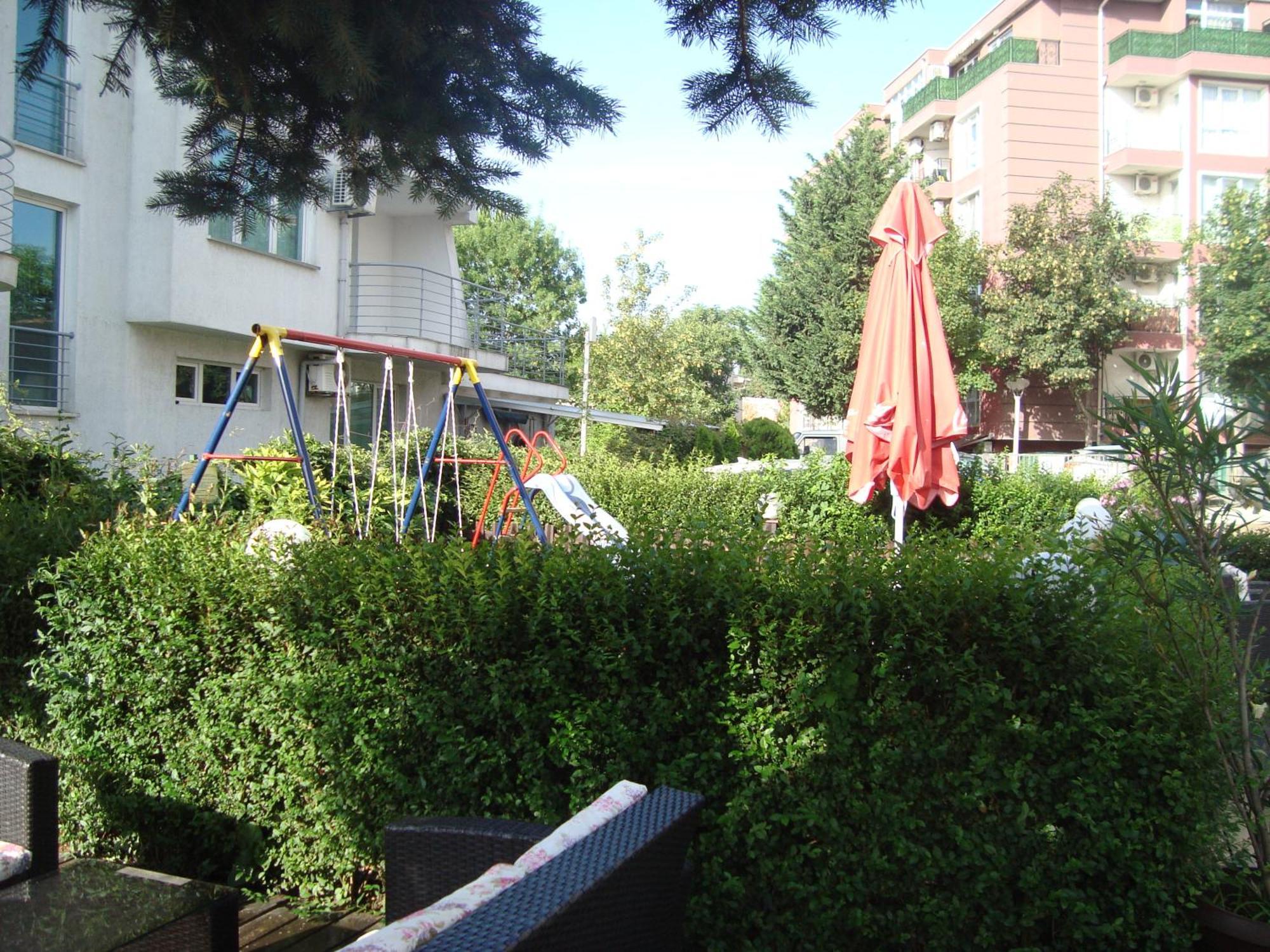 Hotel Astra Ravda Exteriér fotografie