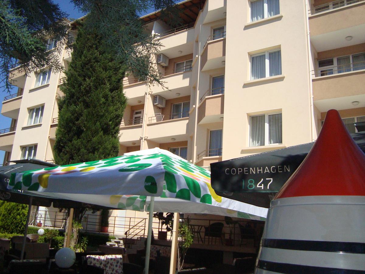 Hotel Astra Ravda Exteriér fotografie